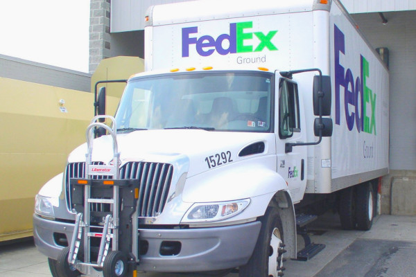 With FedEx and UPS raising their rates, savvy shippers can still find rate value for 2024, but time may be running out. 