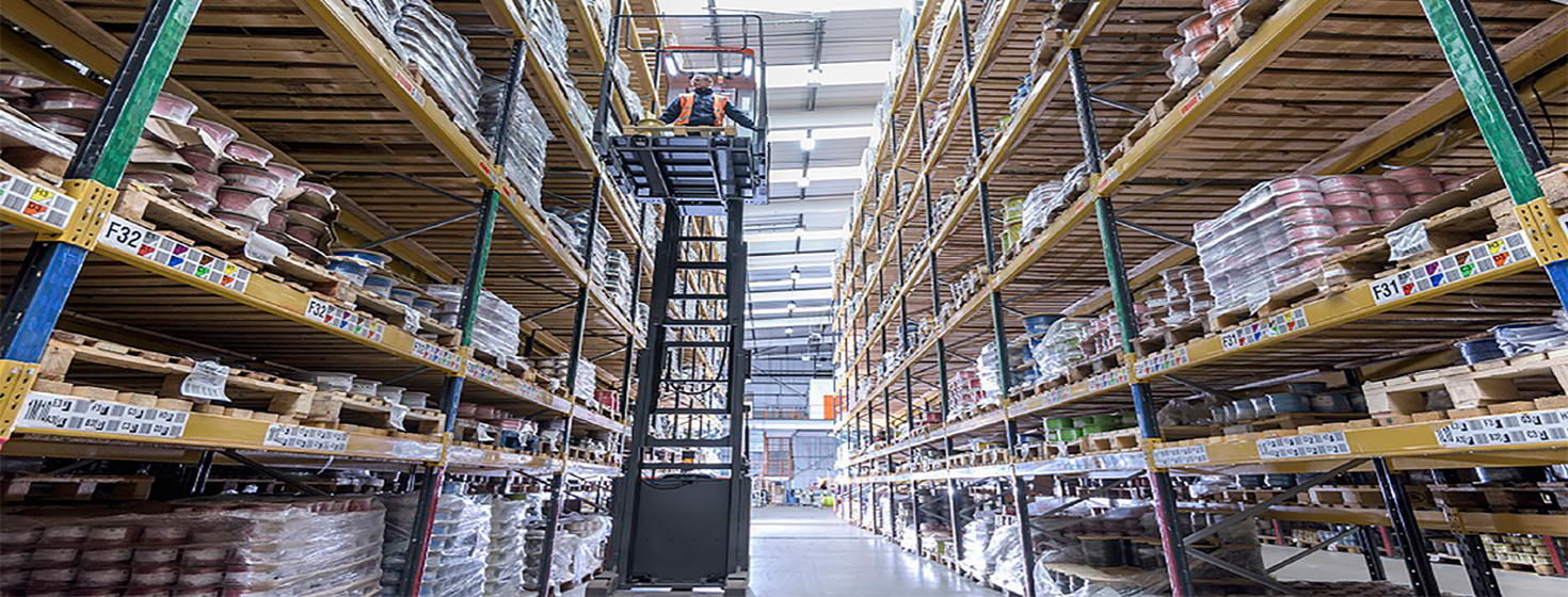 Managing a High-Velocity Warehouse Distribution Environment
